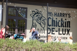 Mr. Harry's Chickin De-Lux offers a classic southern dining experience.  